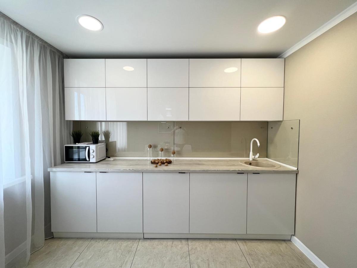 Luxury Apartments Pavlodar Exterior photo